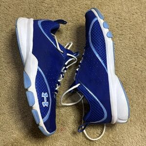 Lightly worn UA sneakers